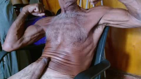 Snapshot of mjmadurengue chatting on February 6, 8:45 pm Mario jose online show from February 6, 8:45 pm
