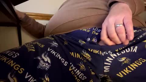 mnguy19726969 online show from November 6, 8:45 pm