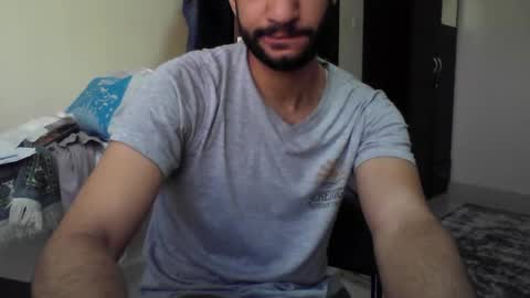 mo online show from November 15, 8:05 am