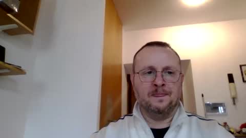 Snapshot of modesto1969 chatting on January 6, 11:29 am modesto1969 online show from January 6, 11:29 am