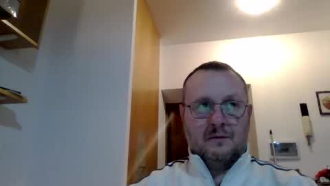 Snapshot of modesto1969 chatting on January 4, 3:18 am modesto1969 online show from January 4, 3:18 am