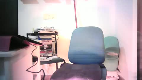 Snapshot of modesto1969 chatting on January 16, 7:31 pm modesto1969 online show from January 16, 7:31 pm