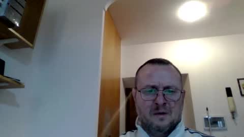 Snapshot of modesto1969 chatting on January 5, 11:37 am modesto1969 online show from January 5, 11:37 am