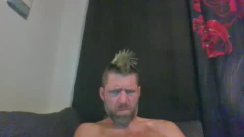 mohawklittle online show from May 9, 2:45 am