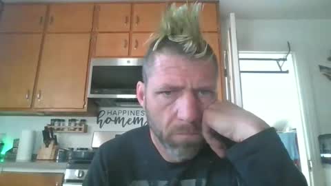 mohawklittle online show from May 3, 12:30 pm