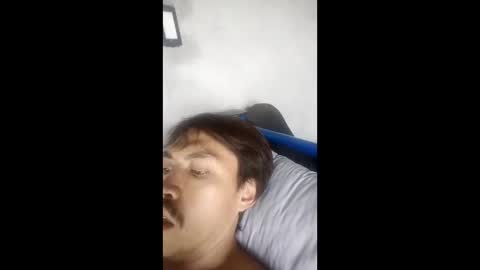 moisesarh27 online show from February 3, 10:48 pm