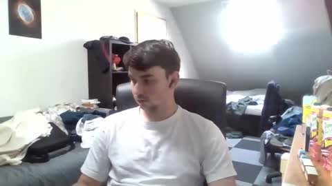 moistbreadstick online show from May 10, 2:51 pm