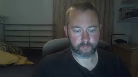 Snapshot of moistfalafel chatting on September 10, 7:34 pm Jode online show from September 10, 7:34 pm