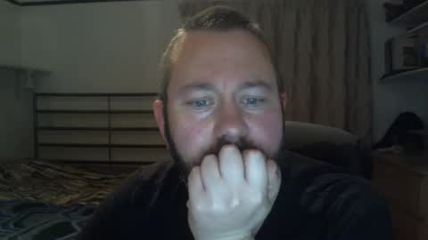 Snapshot of moistfalafel chatting on March 12, 8:31 pm Jode online show from March 12, 8:31 pm