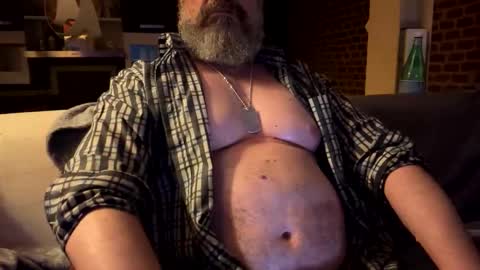 Snapshot of molitsrymale69 chatting on September 9, 5:07 am molitsrymale69 online show from September 9, 5:07 am