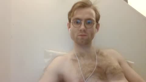 Snapshot of molliter chatting on December 9, 5:24 pm molliter online show from December 9, 5:24 pm