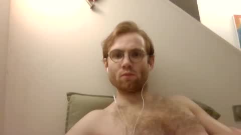 Snapshot of molliter chatting on February 11, 12:49 am molliter online show from February 11, 12:49 am