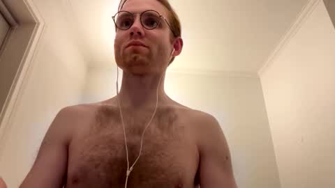 Snapshot of molliter chatting on October 2, 1:31 am molliter online show from October 2, 1:31 am
