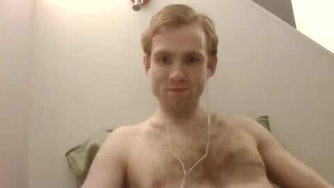 Snapshot of molliter chatting on February 2, 11:32 pm molliter online show from February 2, 11:32 pm