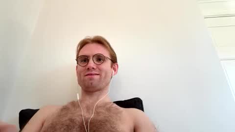 Snapshot of molliter chatting on September 19, 1:00 pm molliter online show from September 19, 1:00 pm