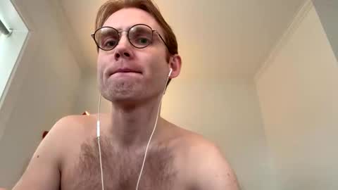 Snapshot of molliter chatting on October 8, 4:00 pm molliter online show from October 8, 4:00 pm