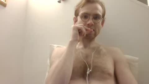 Snapshot of molliter chatting on January 26, 12:37 am molliter online show from January 26, 12:37 am