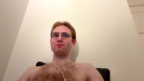 Snapshot of molliter chatting on September 30, 12:17 am molliter online show from September 30, 12:17 am