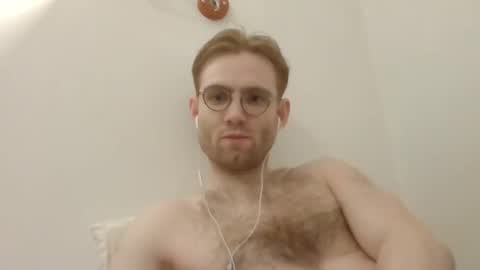 Snapshot of molliter chatting on March 10, 11:38 pm molliter online show from March 10, 11:38 pm
