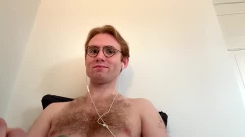 Snapshot of molliter chatting on October 16, 3:31 pm molliter online show from October 16, 3:31 pm