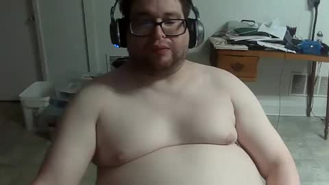 Snapshot of momo_jakes chatting on October 3, 5:01 am Jacob S. online show from October 3, 5:01 am