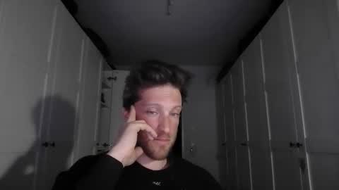 moms_little_monster online show from November 27, 7:50 pm