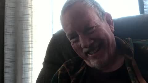 Snapshot of monkeedance chatting on December 30, 7:53 pm Monkee Dance online show from December 30, 7:53 pm