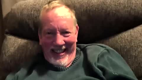 Snapshot of monkeedance chatting on January 11, 6:35 am Monkee Dance online show from January 11, 6:35 am