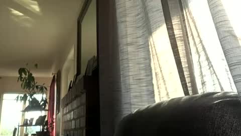 Snapshot of monkeedance chatting on December 10, 8:49 pm Monkee Dance online show from December 10, 8:49 pm