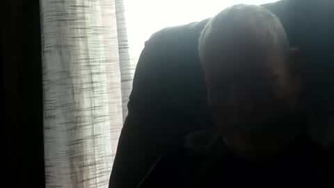 Snapshot of monkeedance chatting on March 5, 7:17 pm Monkee Dance online show from March 5, 7:17 pm