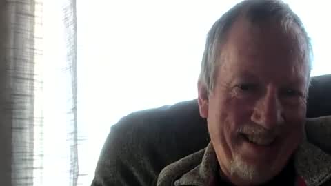 Snapshot of monkeedance chatting on December 3, 5:12 pm Monkee Dance online show from December 3, 5:12 pm