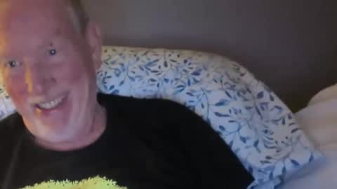 Snapshot of monkeedance chatting on September 13, 4:57 am Monkee Dance online show from September 13, 4:57 am