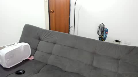 Snapshot of monkeyd_66 chatting on January 15, 7:34 pm monkeyd_66 online show from January 15, 7:34 pm