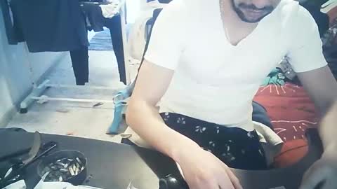 monkeydmajoub89 online show from February 1, 10:48 am