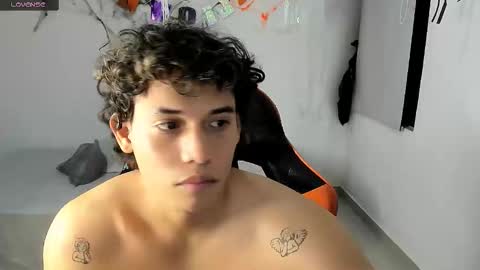 montes_juan online show from October 24, 2:13 am