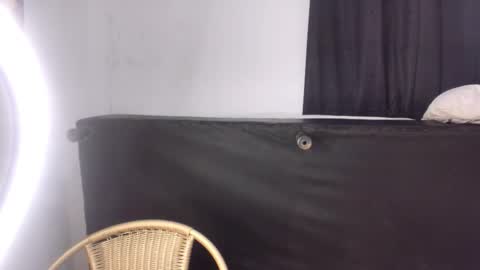 Snapshot of montes_juan chatting on September 24, 7:01 pm montes_juan online show from September 24, 7:01 pm