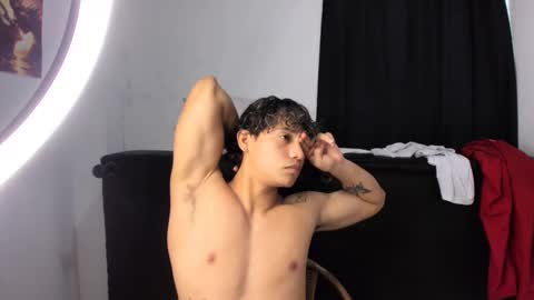 Snapshot of montes_juan chatting on September 27, 7:12 pm montes_juan online show from September 27, 7:12 pm