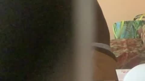 montydxxx2 online show from September 12, 7:36 pm