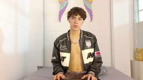   online show from June 27, 12:19 pm