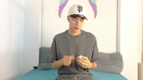   online show from June 22, 11:26 am