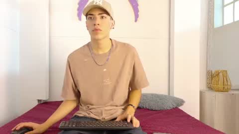   online show from June 25, 11:59 am