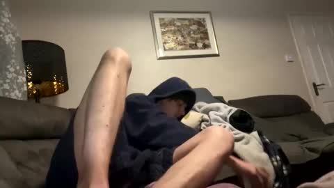 moos0101 online show from March 24, 1:44 am