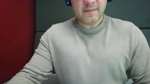 Snapshot of morepassion4u chatting on October 7, 10:41 am morepassion4u online show from October 7, 10:41 am