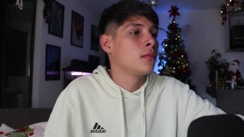   online show from December 3, 5:55 pm