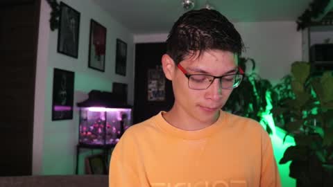   online show from February 7, 1:04 am