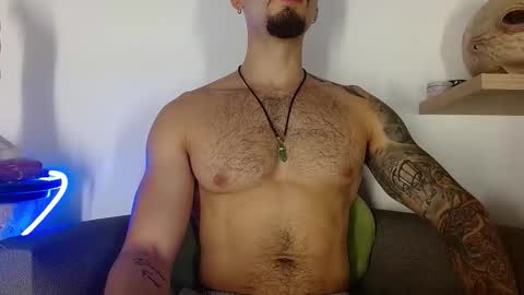 Snapshot of morgann_jones chatting on October 13, 8:59 pm morgan online show from October 13, 8:59 pm