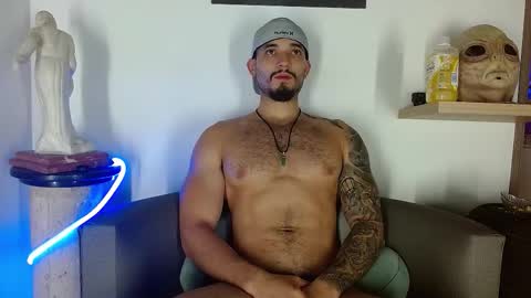 Snapshot of morgann_jones chatting on October 22, 2:26 am morgan online show from October 22, 2:26 am