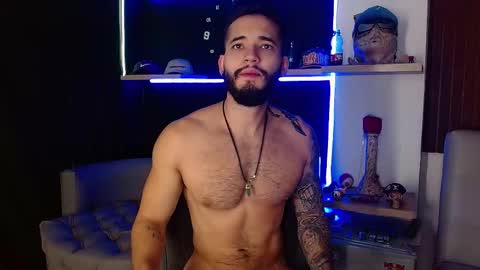 Snapshot of morgann_jones chatting on February 14, 8:15 pm morgan online show from February 14, 8:15 pm