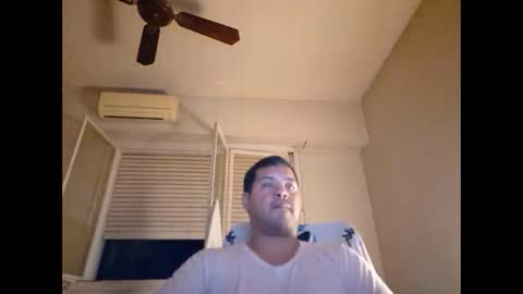 Snapshot of morocho777 chatting on December 5, 4:42 am Bruno online show from December 5, 4:42 am