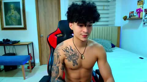 Snapshot of morthy_downey chatting on February 17, 12:59 pm Morthy online show from February 17, 12:59 pm